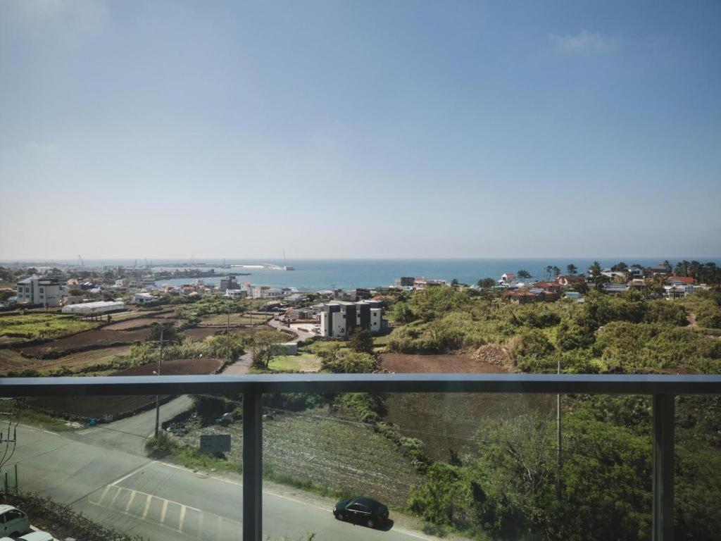 Sallys Jeju Hotel Екстер'єр фото