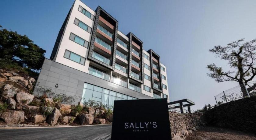 Sallys Jeju Hotel Екстер'єр фото